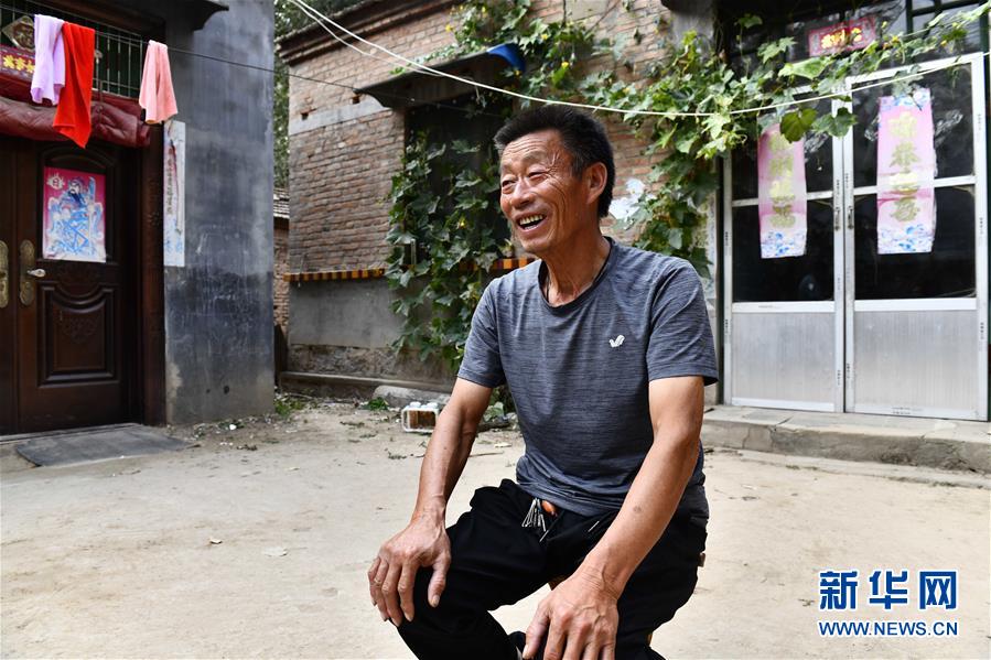 (決戰決勝脫貧攻堅·圖文互動)(5)“灘里人”陳百藏的“蓋房”記