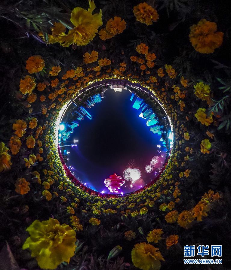 (新華全媒頭條·圖文互動)(13)潮起東方萬象新——以習(xí)近平同志為核心的黨中央團結(jié)帶領(lǐng)全黨全軍全國各族人民貫徹落實黨的十九大精神紀實