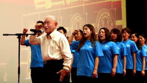 習(xí)近平總書記與老一輩藝術(shù)家交流交往的故事