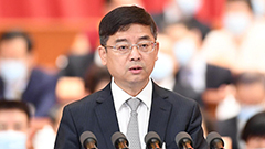 全國政協副秘書長,農工黨中央副主席兼秘書長 曲鳳宏