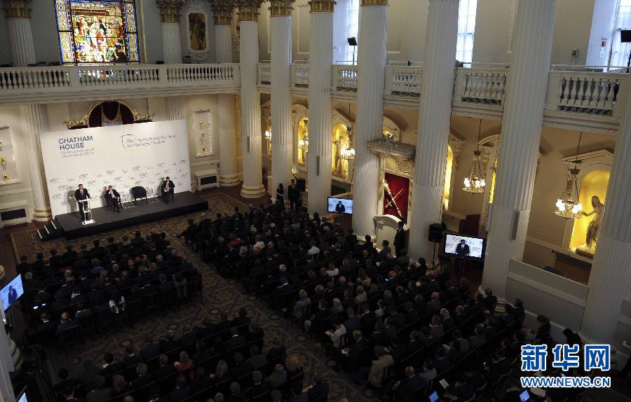 6月18日，國務院總理李克強在倫敦金融城市長官邸面向英國皇家國際問題研究所和國際戰略研究所兩大智庫發表題為《共建包容發展的美好世界》的演講。新華社記者 張鐸 攝