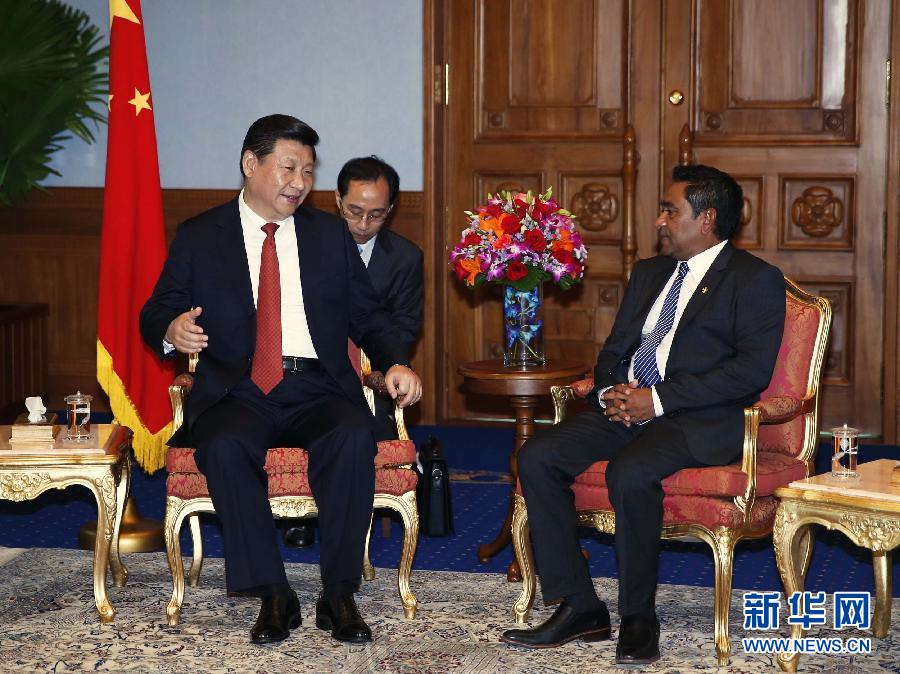 9月15日,國家主席習近平同馬爾代夫總統亞明在馬累舉行會談。新華社記者 鞠鵬 攝 9月15日,國家主席習近平同馬爾代夫總統亞明在馬累舉行會談。新華社記者 鞠鵬 攝