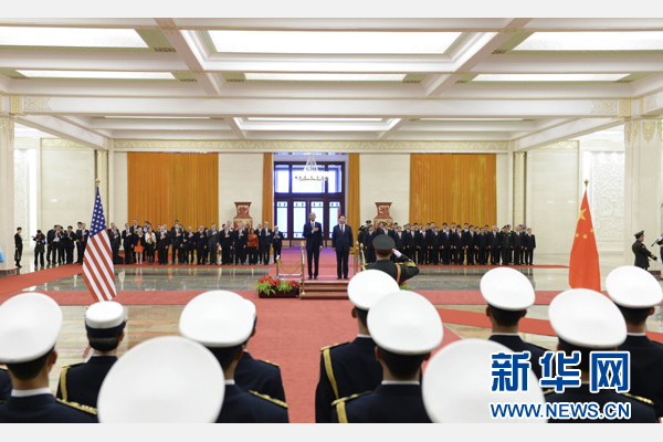 11月12日，國家主席習近平在北京人民大會堂舉行歡迎儀式，歡迎美國總統奧巴馬對中國進行國事訪問。 新華社記者 馬占成 攝