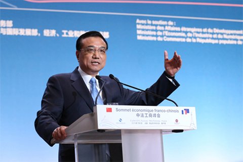 李克強總理2日在中法工商峰會演講時表示,中法建交50年來,兩國關(guān)系積累了寶貴經(jīng)驗,未來50年的中法關(guān)系將更燦爛輝煌。中國政府網(wǎng)