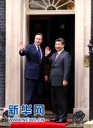 10月21日，國家主席習近平在倫敦唐寧街首相府同英國首相卡梅倫舉行會談。 新華社記者 鞠鵬 攝 
