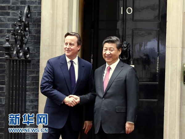 10月21日，國家主席習近平在倫敦唐寧街首相府同英國首相卡梅倫舉行會談。 新華社記者 鞠鵬 攝 