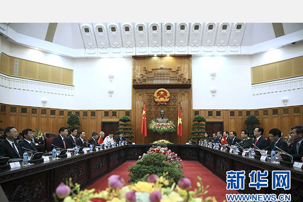 11月5日，中共中央總書記、國家主席習近平在河內同越南總理阮晉勇舉行會談。 新華社記者 蘭紅光 攝