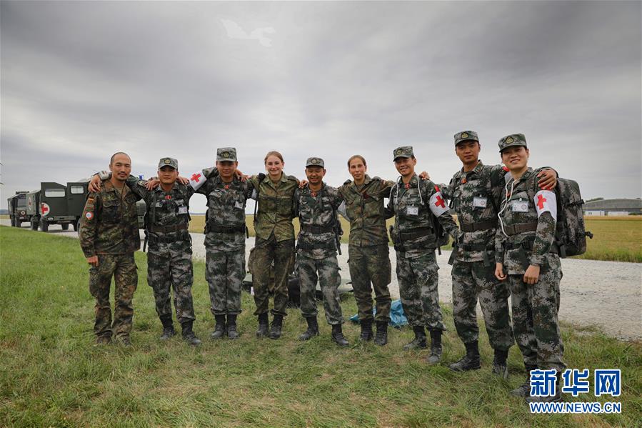 （國際·圖文互動）（1）通訊：海外演訓場，走來一群中國衛(wèi)生士官