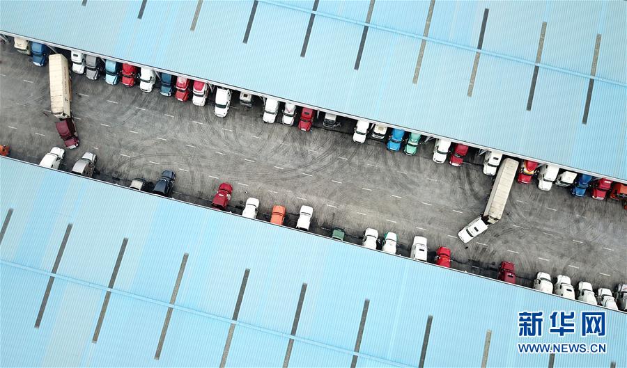 (新華全媒頭條·圖文互動(dòng))(2)東盟成為中國(guó)第二大貿(mào)易伙伴釋放哪些信號(hào)?