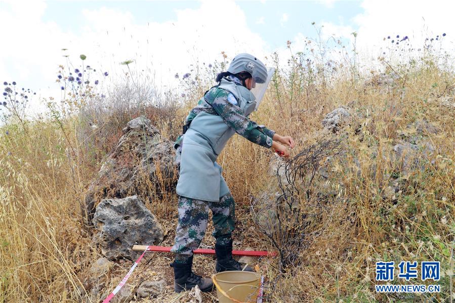 (國際·圖文互動)(4)她們在雷場成長——記中國赴黎維和掃雷女兵