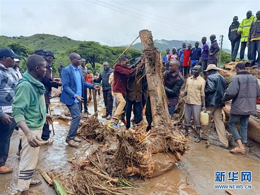 (國際)(4)肯尼亞山體滑坡死亡人數升至37人