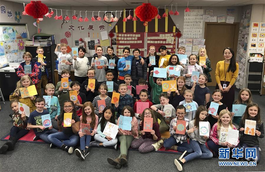 (國際·圖文互動)(1)“我們想請習(xí)爺爺一起吃甜甜圈”——美國卡斯卡德小學(xué)師生欣喜收到習(xí)近平主席復(fù)信