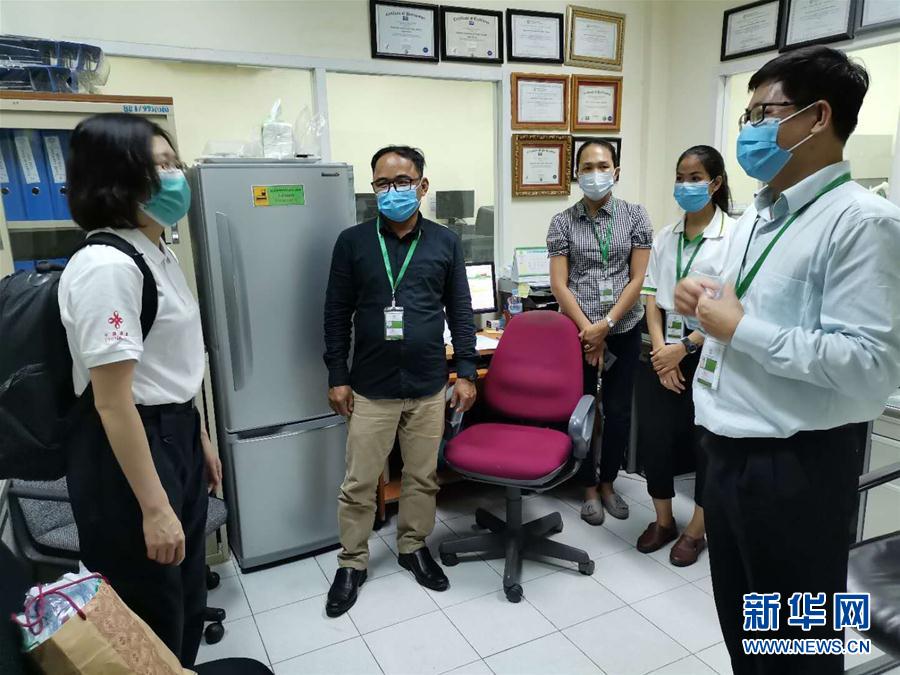 (國際疫情·圖文互動)(6)通訊:“與病毒賽跑”——記中國援柬埔寨專家戰“疫”